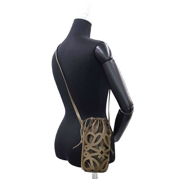 LOEWE Anagram Cutout Pocket Shoulder Bag - Picture 9 of 9